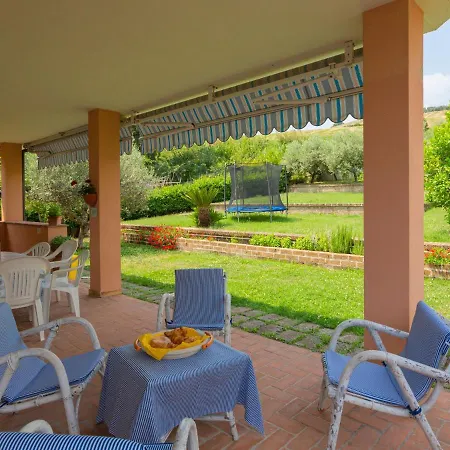 Holiday Dei Poeti By Interhome Пинето